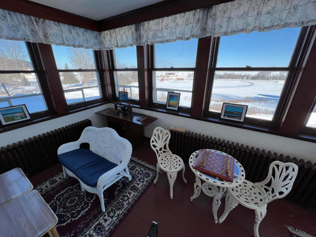 Red Rock Inn Экстерьер фото